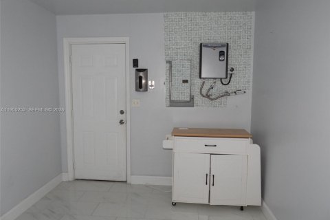 Купить виллу или дом в Санрайз, Флорида 4 спальни, № 2023675 - фото 16