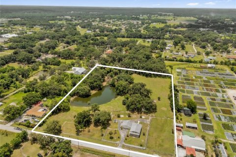 House in Plant City, Florida 3 bedrooms, 126.72 sq.m. № 2313057 - photo 5