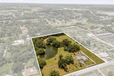 House in Plant City, Florida 3 bedrooms, 126.72 sq.m. № 2313057 - photo 13
