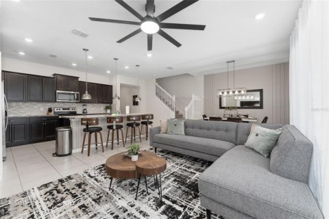 Touwnhouse à vendre à Davenport, Floride: 5 chambres, 212.1 m2 № 2130864 - photo 10