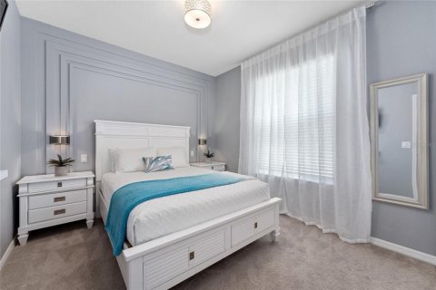Touwnhouse à vendre à Davenport, Floride: 5 chambres, 212.1 m2 № 2130864 - photo 3