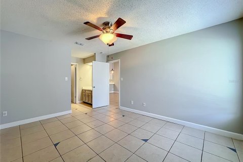 Copropriété à louer à Orlando, Floride: 2 chambres, 91.04 m2 № 2430884 - photo 14