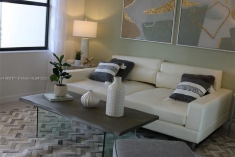 Купить виллу или дом в Хомстед, Флорида 4 спальни, 137.77м2, № 1967786 - фото 30