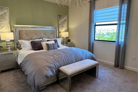 Купить виллу или дом в Хомстед, Флорида 4 спальни, 137.77м2, № 1967786 - фото 22