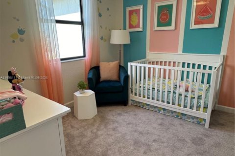 Купить виллу или дом в Хомстед, Флорида 4 спальни, 137.77м2, № 1967786 - фото 12