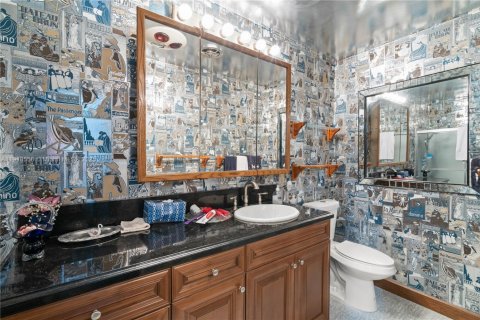 Villa ou maison à vendre à Miami, Floride: 4 chambres, 173.26 m2 № 1975165 - photo 16