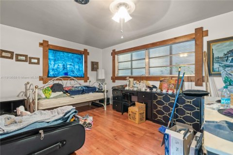 Villa ou maison à vendre à Miami, Floride: 4 chambres, 173.26 m2 № 1975165 - photo 18