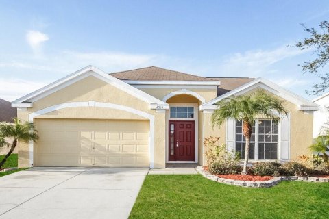 House in Riverview, Florida 3 bedrooms, 139.63 sq.m. № 2358338
