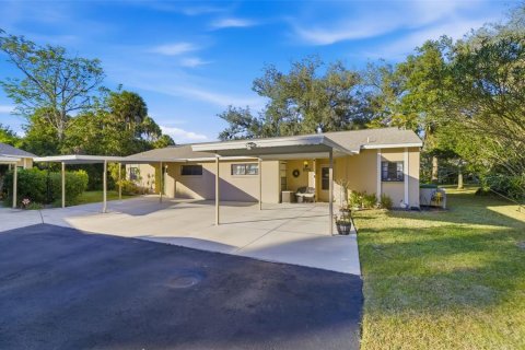 Casa en venta en Sarasota, Florida, 2 dormitorios, 89.74 m2 № 2110885 - foto 2
