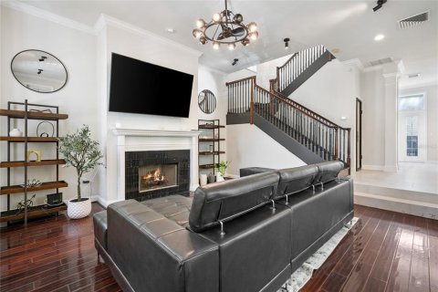House in Gainesville, Florida 3 bedrooms, 247.21 sq.m. № 2233477 - photo 14