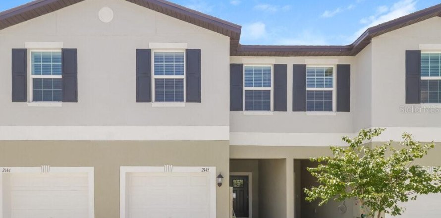 Townhouse in Lutz, Florida 3 bedrooms, 151.8 sq.m. № 2203222