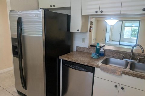 Copropriété à louer à Clearwater, Floride: 2 chambres, 97.55 m2 № 2387448 - photo 6