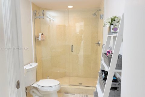 Снять в аренду кондоминиум в Авентура, Флорида 3 спальни, 156.17м2, № 2044573 - фото 18