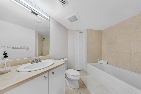 Снять в аренду кондоминиум в Авентура, Флорида 3 спальни, 156.17м2, № 2044573 - фото 27