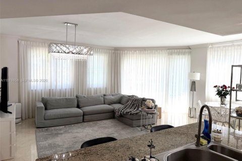 Снять в аренду кондоминиум в Авентура, Флорида 3 спальни, 156.17м2, № 2044573 - фото 9