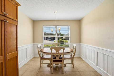 Villa ou maison à vendre à The Villages, Floride: 3 chambres, 146.6 m2 № 2389345 - photo 8