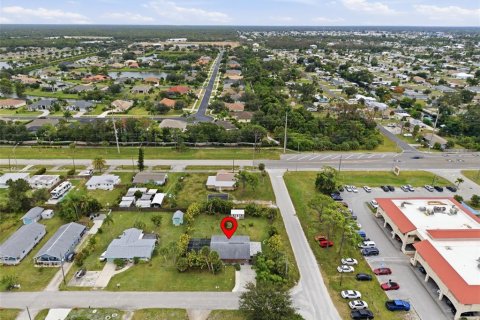 Villa ou maison à vendre à Englewood, Floride: 2 chambres, 100.33 m2 № 2155680 - photo 25
