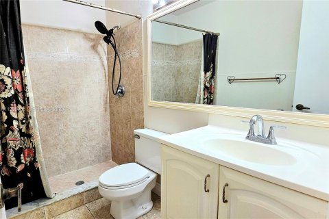 Casa en alquiler en Boynton Beach, Florida, 3 dormitorios, 112.97 m2 № 2060948 - foto 2