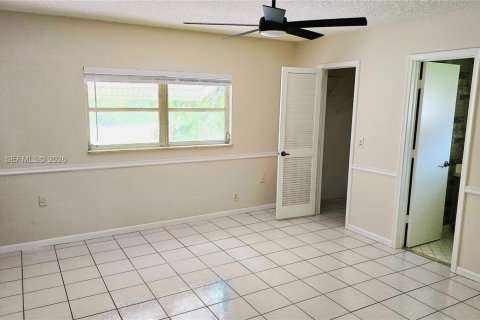 Casa en alquiler en Boynton Beach, Florida, 3 dormitorios, 112.97 m2 № 2060948 - foto 12