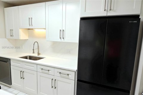 Casa en Boynton Beach, Florida 3 dormitorios, 112.97 m2 № 2060948