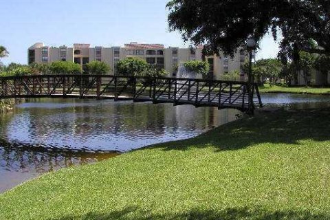 Condo in Delray Beach, Florida, 1 bedroom  № 2192958
