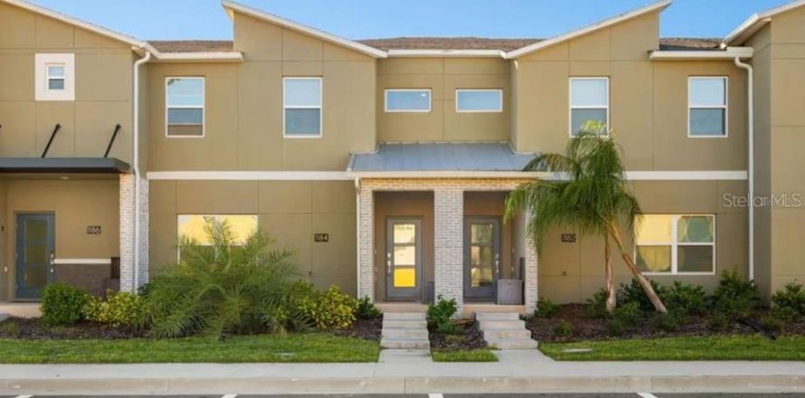 Touwnhouse à Davenport, Floride 4 chambres, 176.7 m2 № 2287021