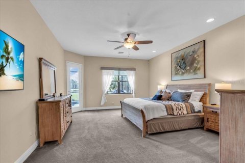 House in Bradenton, Florida 3 bedrooms, 246.28 sq.m. № 1718742 - photo 29
