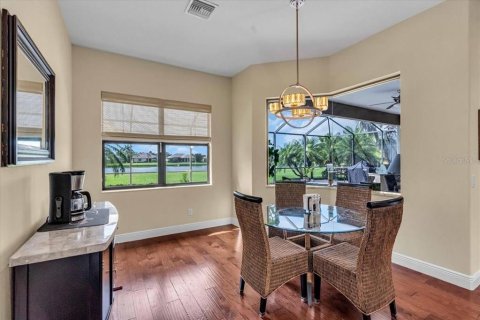 House in Bradenton, Florida 3 bedrooms, 246.28 sq.m. № 1718742 - photo 17
