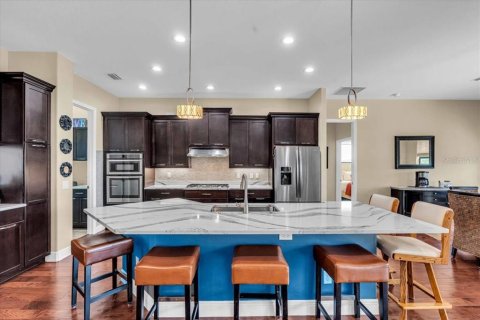 House in Bradenton, Florida 3 bedrooms, 246.28 sq.m. № 1718742 - photo 12