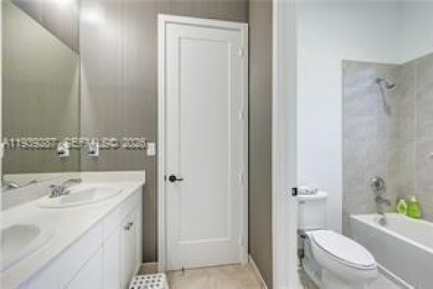 Casa en alquiler en Ave Maria, Florida, 4 dormitorios № 2088626 - foto 7