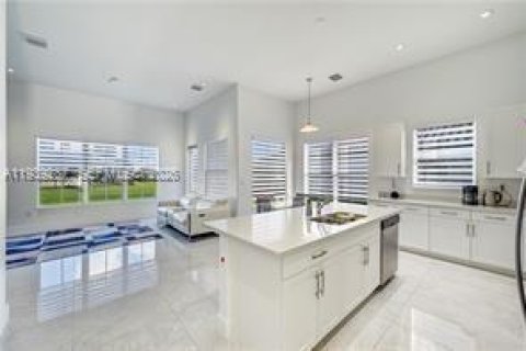 Casa en alquiler en Ave Maria, Florida, 4 dormitorios № 2088626 - foto 6