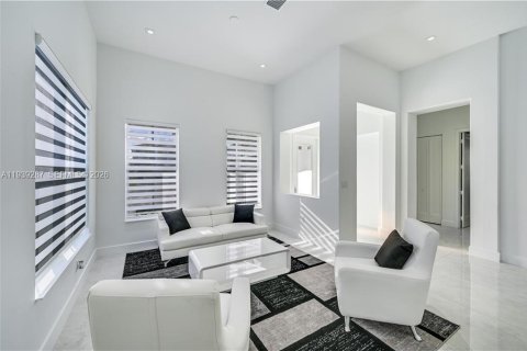 Casa en alquiler en Ave Maria, Florida, 4 dormitorios № 2088626 - foto 4