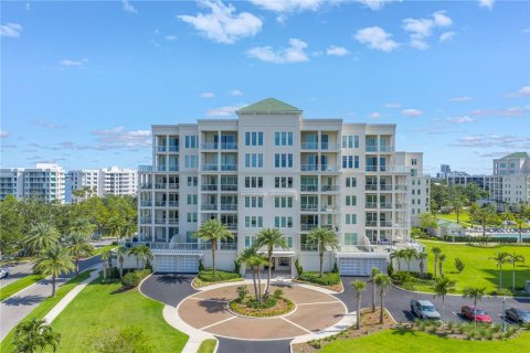 Condominio en venta en Belleair, Florida, 2 dormitorios, 160.16 m2 № 1778990 - foto 2