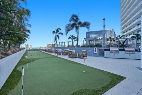 Condo in Saint Petersburg, Florida, 4 bedrooms  № 2238022 - photo 29