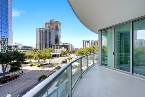 Condo in Saint Petersburg, Florida, 4 bedrooms  № 2238022 - photo 10