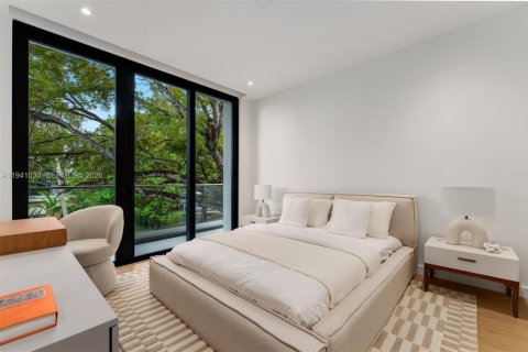 Adosado en venta en Miami, Florida, 3 dormitorios № 1998681 - foto 20