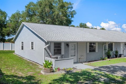 Adosado en venta en Titusville, Florida, 2 dormitorios, 104.24 m2 № 1881176 - foto 4