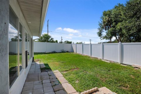 Adosado en venta en Titusville, Florida, 2 dormitorios, 104.24 m2 № 1881176 - foto 24