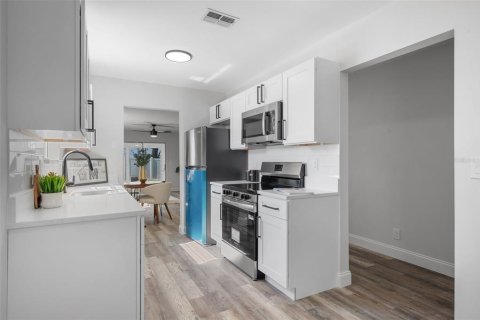 Adosado en venta en Titusville, Florida, 2 dormitorios, 104.24 m2 № 1881176 - foto 13
