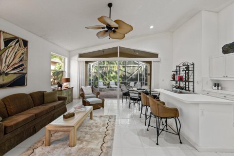 House in Lake Worth, Florida 3 bedrooms, 203.64 sq.m. № 2175504 - photo 14