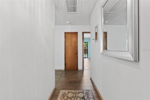 Casa en venta en Tampa, Florida, 3 dormitorios, 187.66 m2 № 1853615 - foto 22