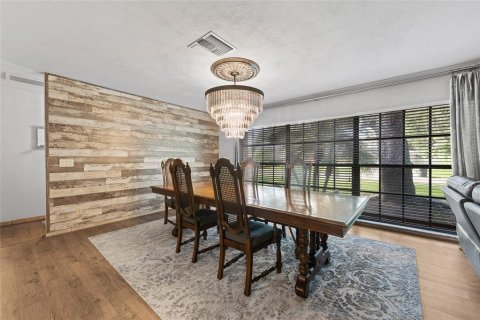 Casa en venta en Tampa, Florida, 3 dormitorios, 187.66 m2 № 1853615 - foto 17