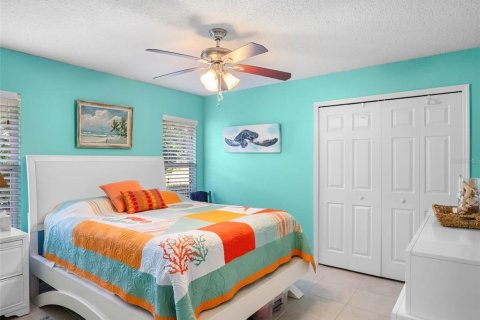 House in Leesburg, Florida 3 bedrooms, 177.72 sq.m. № 1903506 - photo 29