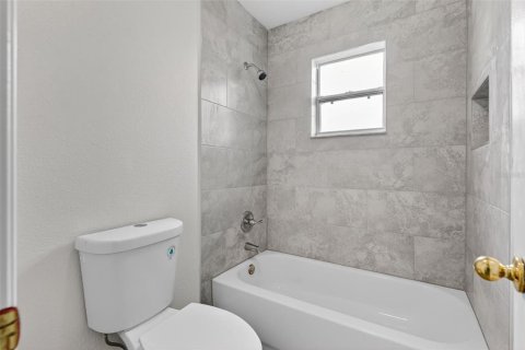 Купить виллу или дом в Киссимми, Флорида 4 комнаты, 259.2м2, № 2106343 - фото 29
