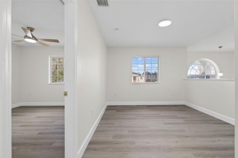 Купить виллу или дом в Киссимми, Флорида 4 комнаты, 259.2м2, № 2106343 - фото 30