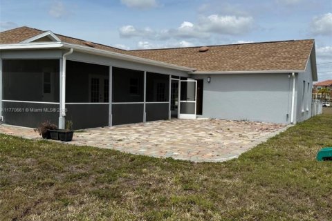 Villa ou maison à vendre à Cape Coral, Floride: 4 chambres № 1691571 - photo 30