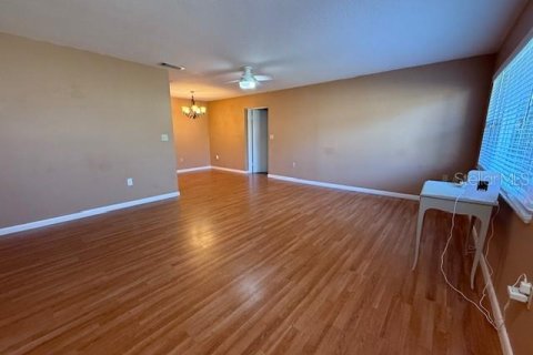 Villa ou maison à louer à DeLand, Floride: 3 chambres, 136.1 m2 № 1910717 - photo 4