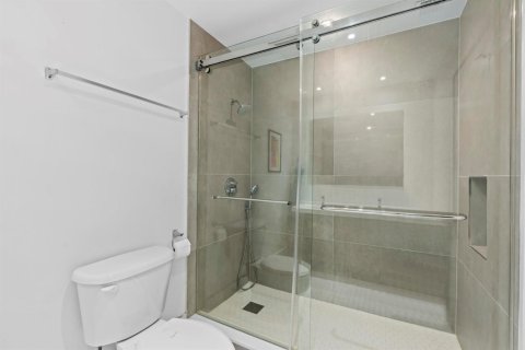 Купить виллу или дом в Холливуд, Флорида 4 комнаты, 371.89м2, № 2088160 - фото 29