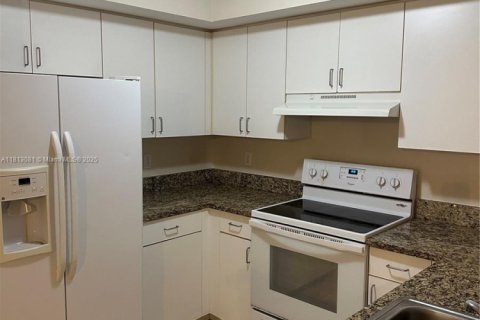 Copropriété à vendre à Coconut Creek, Floride: 2 chambres, 89.84 m2 № 2194113 - photo 19