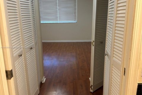 Copropriété à vendre à Coconut Creek, Floride: 2 chambres, 89.84 m2 № 2194113 - photo 3